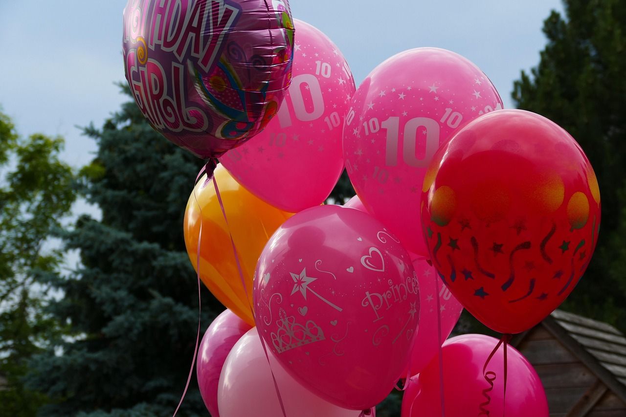 organisez une fĂȘte d'anniversaire en plein air inoubliable avec des activitĂ©s ludiques, de la dĂ©coration festive et des moments conviviaux pour petits et grands.
