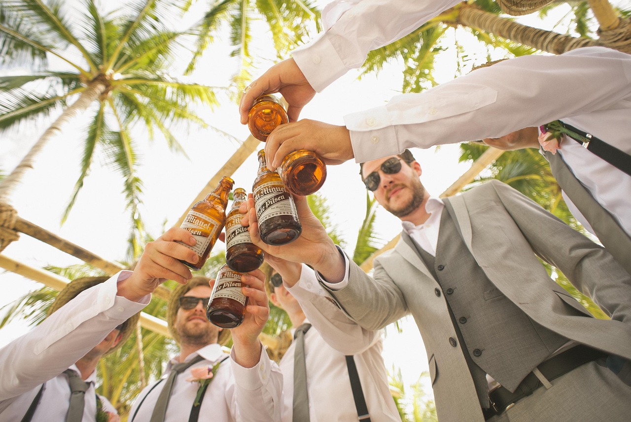 découvrez l'art de la photographie de mariage : immortalisez les moments précieux de votre journée spéciale avec un photographe professionnel. capturons ensemble les émotions, les rires et les souvenirs inoubliables de votre amour.