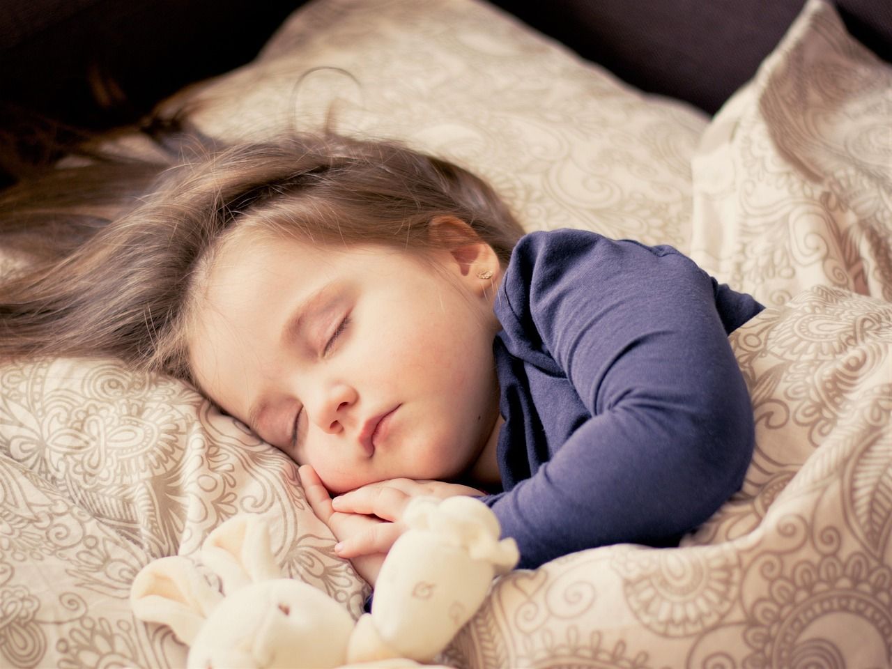 découvrez les réglementations essentielles concernant les produits pour bébés afin d'assurer leur sécurité et conformité aux normes en vigueur.