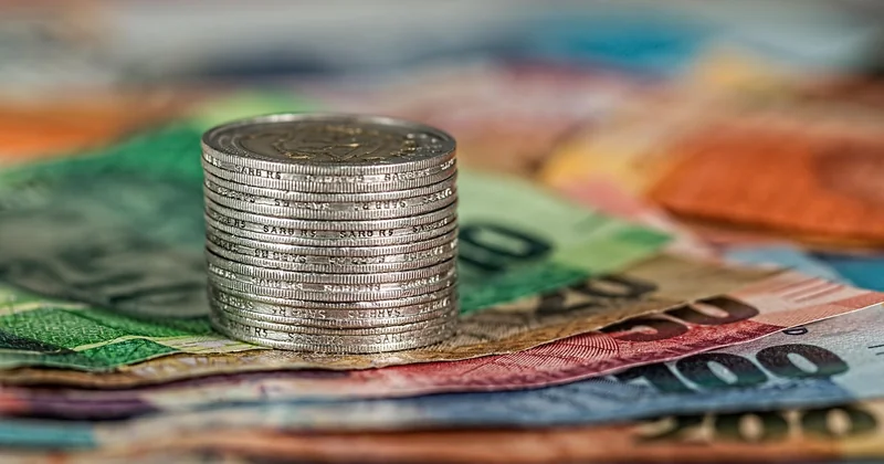 Compte-titre contre PEA : la fiscalité décide-t-elle vraiment