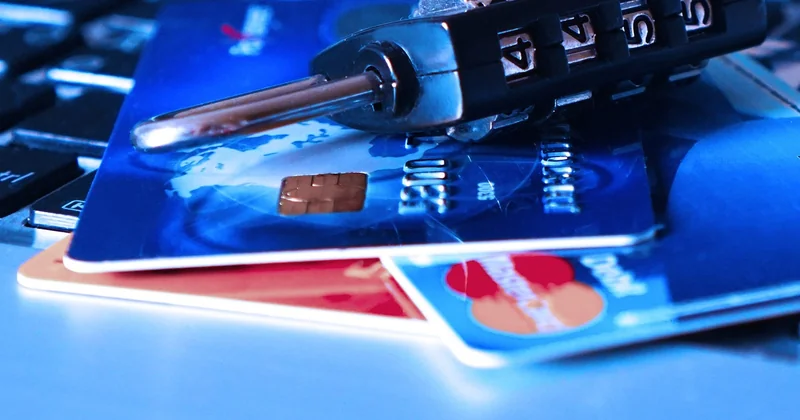 Cartes bancaires à cashback : une alternative simple qui mérite le détour