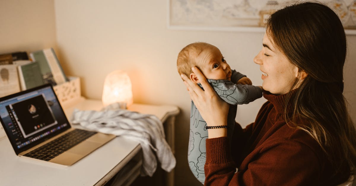Amitiés maman-bébé : renforcer le lien dès les premiers mois