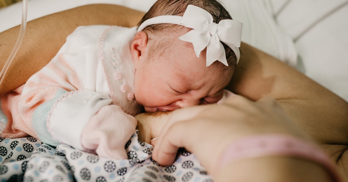découvrez notre collection adorable de vêtements pour bébés, alliant confort et style. des habits doux et pratiques pour habiller votre petit ange à chaque occasion.