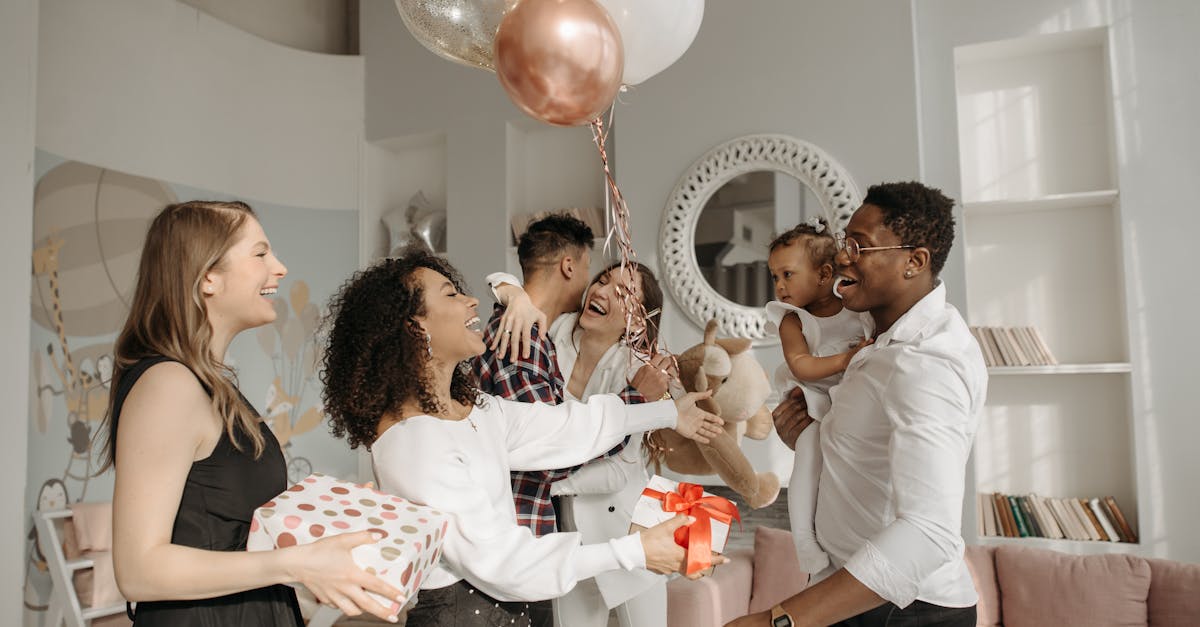 découvrez notre sélection de cadeaux pour bébés, alliant douceur et originalité. trouvez le présent parfait pour célébrer l'arrivée d'un nouveau-né avec des articles uniques et adorables.