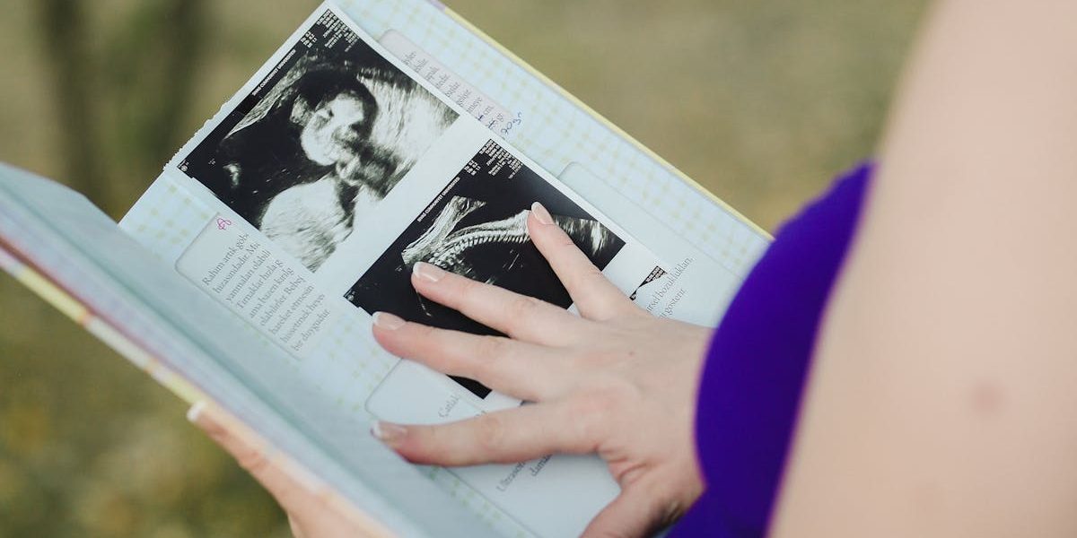 découvrez notre baby journal, un carnet parfait pour immortaliser les précieux moments de la vie de votre bébé. notez ses premières fois, ses sourires et ses petites histoires, pour créer un souvenir inestimable à partager avec votre enfant plus tard.