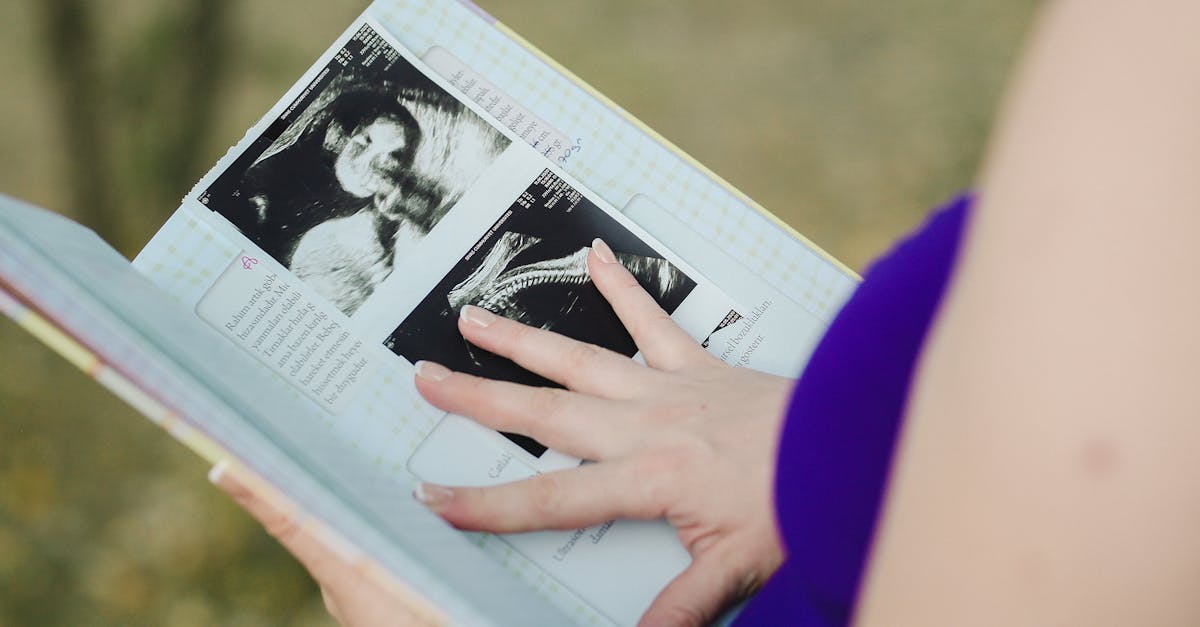 découvrez notre baby journal, un carnet parfait pour immortaliser les précieux moments de la vie de votre bébé. notez ses premières fois, ses sourires et ses petites histoires, pour créer un souvenir inestimable à partager avec votre enfant plus tard.