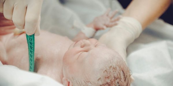 découvrez nos conseils et ressources sur les soins postnatals, essentiels pour le bien-être des nouvelles mamans et de leurs bébés. apprenez à gérer la récupération physique et émotionnelle après l'accouchement, tout en établissant des liens solides avec votre enfant.