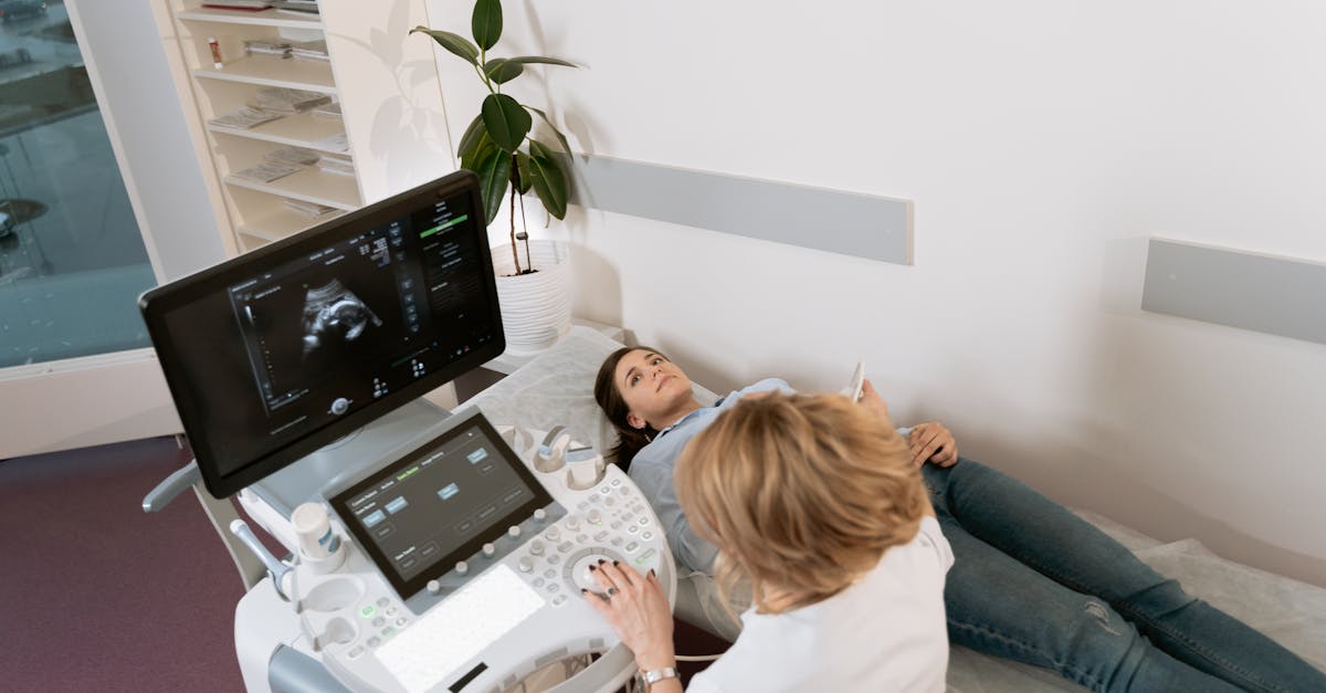 découvrez nos conseils et outils pour un suivi optimal de votre grossesse. assurez une santé mère-enfant grâce à des informations adaptées à chaque étape de votre grossesse.