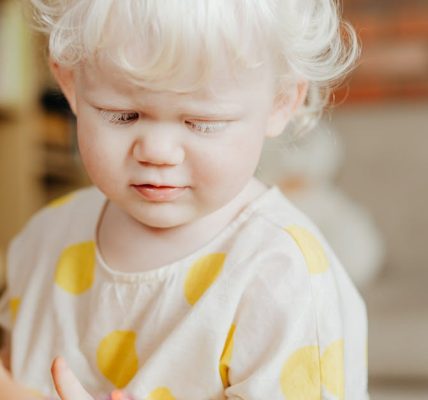 découvrez notre collection de vêtements pour enfants alliant confort, style et qualité. des tenues élégantes et pratiques pour chaque occasion, à des prix abordables. habillez vos petits avec des pièces qui leur ressemblent et qui permettent à leur personnalité de s'épanouir !
