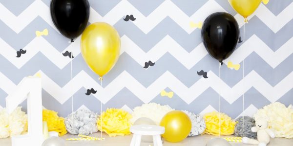 célébrez le premier anniversaire de votre enfant avec des idées originales, des conseils pratiques et des thèmes festifs qui rendront cette journée inoubliable. trouvez l'inspiration pour les décorations, les activités et les gâteaux pour marquer ce moment spécial.