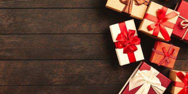 découvrez une sélection unique de cadeaux pour toutes les occasions. que ce soit pour un anniversaire, une fête ou simplement pour faire plaisir, retrouvez des idées originales et personnalisées qui raviront vos proches. faites le choix parfait et offrez un cadeau inoubliable!