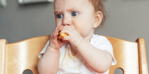 découvrez notre sélection de chaises hautes pour bébés, alliant confort, sécurité et design. idéales pour les repas en famille, nos chaises hautes s'ajustent à tous les besoins de votre enfant tout en s'intégrant parfaitement à votre intérieur.