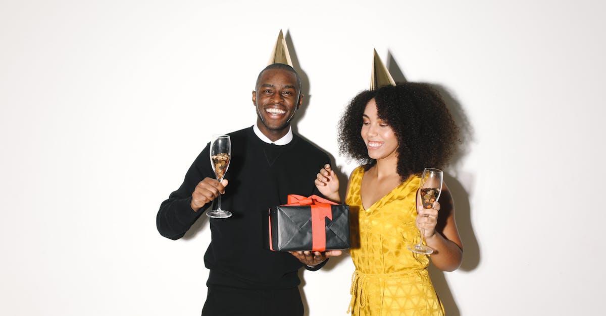 organisez la fête surprise parfaite pour célébrer un anniversaire ou un événement spécial ! découvrez des idées créatives, des thèmes originaux et des conseils pratiques pour surprendre le ou la concernée. créez des souvenirs inoubliables avec une ambiance festive et pleine de joie.