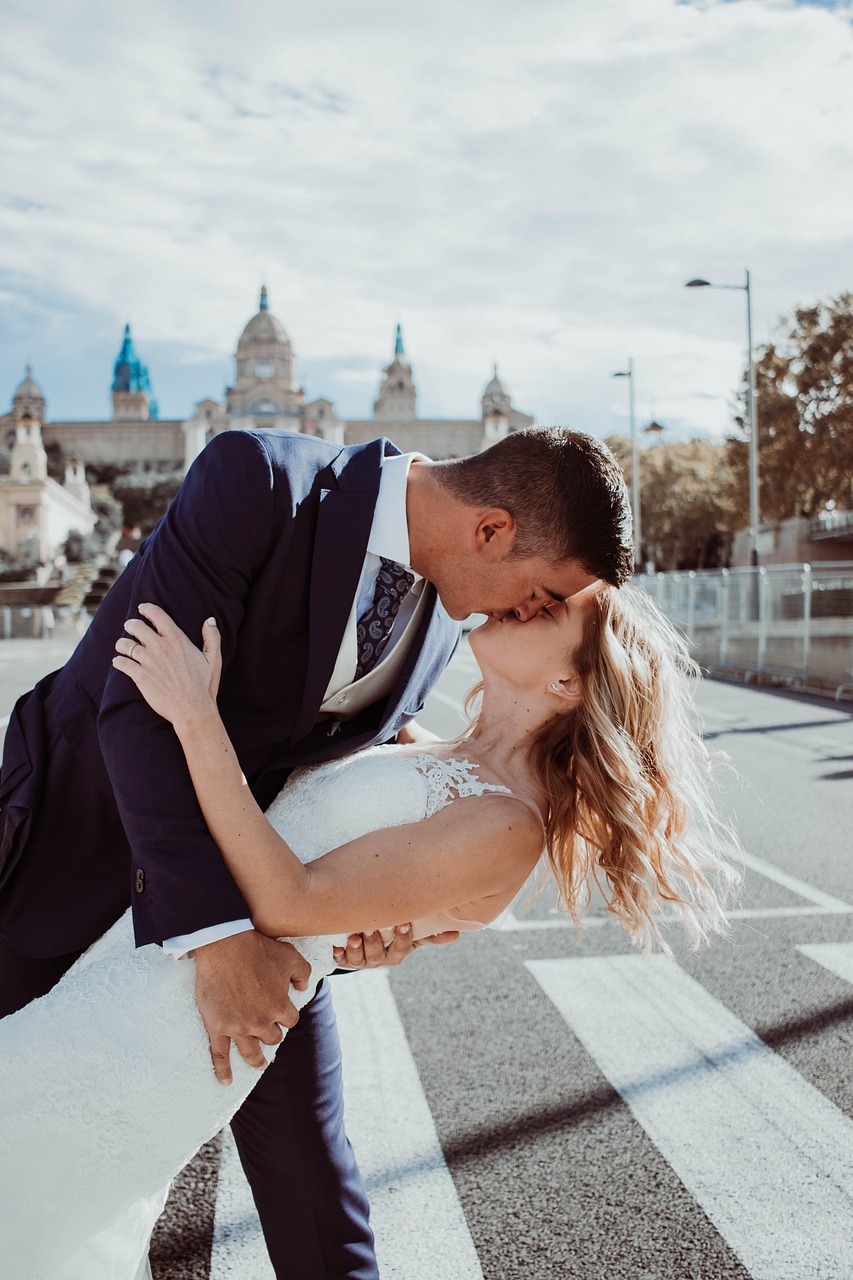 découvrez les meilleurs lieux de photographie de mariage pour capturer des souvenirs inoubliables. des paysages romantiques aux sites historiques, trouvez l'endroit parfait pour immortaliser votre grand jour sous l'objectif professionnel.