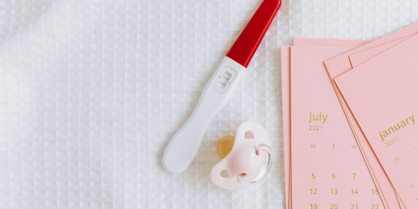 découvrez notre sélection d'essentiels pour bébé, incluant des vêtements, des accessoires et des produits de soin spécialement conçus pour le confort et le bien-être de votre petit. faites le meilleur choix pour accueillir votre nouveau-né avec amour et style.