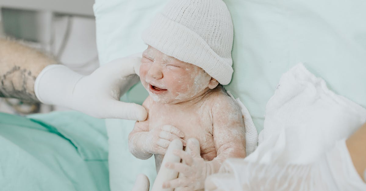 découvrez tout ce qu'il faut savoir sur l'accouchement : des préparatifs à l'expérience de la naissance, en passant par les options de soulagement de la douleur et les soins postnatals. informez-vous pour vivre cet événement unique en toute sérénité.