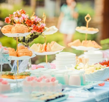découvrez l'art de l'organisation d'événements avec nos conseils et astuces pratiques. que ce soit pour un mariage, une fête d'anniversaire ou un séminaire professionnel, apprenez à planifier chaque détail avec soin pour garantir le succès de votre événement.