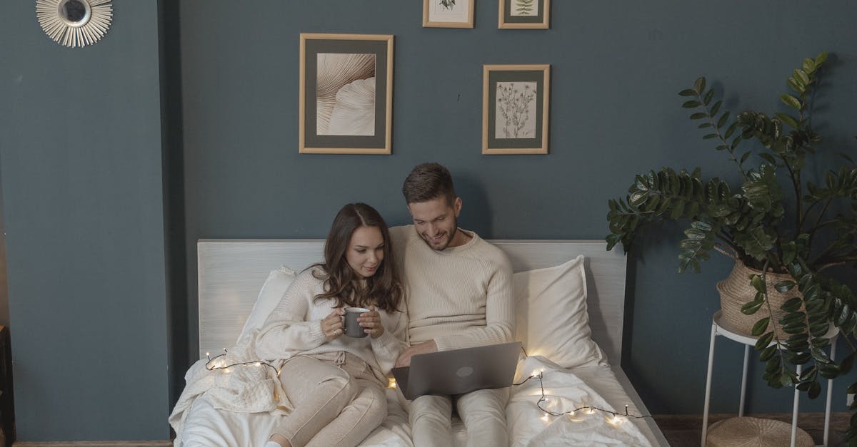 découvrez l'art du cocooning en famille : des astuces pour créer un espace chaleureux, des activités réconfortantes et des moments de complicité pour renforcer les liens familiaux tout en se relaxant ensemble.