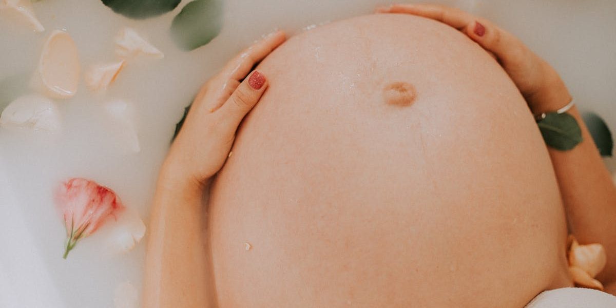 découvrez notre guide complet sur la maternité, offrant des conseils pratiques pour les futures mamans, des informations sur la grossesse, l'accouchement et les premiers mois après la naissance.