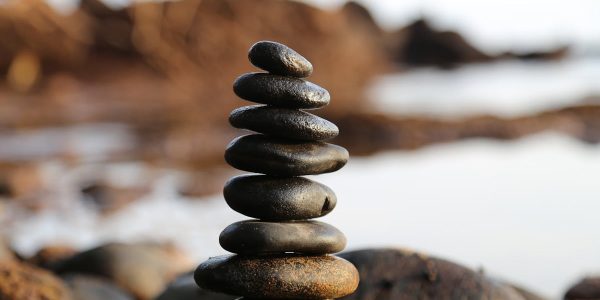 découvrez l'art de la pleine conscience (mindfulness) pour améliorer votre bien-être mental et émotionnel. apprenez des techniques simples de méditation et de relaxation pour vivre pleinement chaque instant et réduire le stress au quotidien.