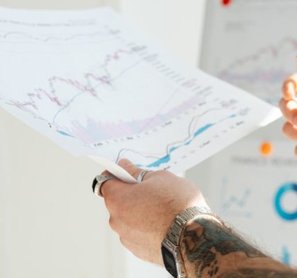 découvrez les différentes phases de la croissance économique, de l'expansion à la récession, et comprenez comment ces cycles affectent les marchés, l'emploi et la politique. analysez les indicateurs clés et les stratégies pour naviguer dans ces transitions.