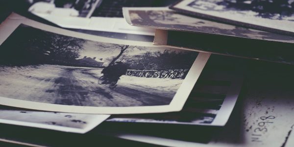 découvrez l'importance des souvenirs dans nos vies et comment ils façonnent notre identité. plongez dans un univers de nostalgie et d'émotion, où chaque mémoire raconte une histoire unique.