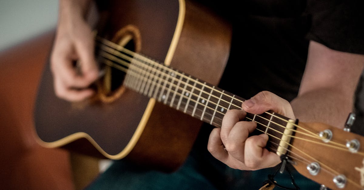 découvrez l'importance de l'éducation musicale dans le développement des compétences artistiques et cognitives. apprenez comment la musique enrichit l'apprentissage, stimule la créativité et favorise l'expression personnelle des élèves.