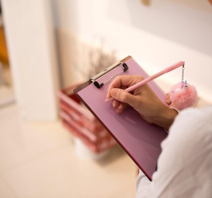 découvrez notre sélection de cadeaux personnalisés uniques pour surprendre vos proches lors de toutes les occasions spéciales. offrez un souvenir inoubliable qui fait vraiment plaisir !