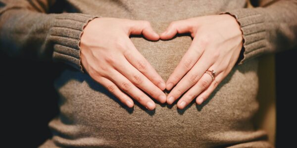 découvrez toutes les informations essentielles sur la grossesse : conseils santé, étapes du développement, symptômes, nutrition et bien-être pour vivre une grossesse sereine.