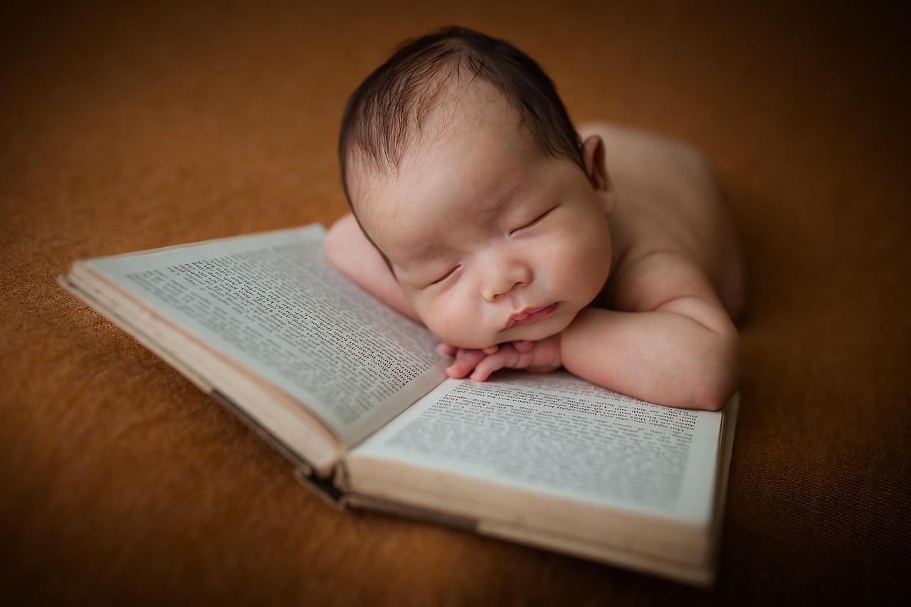 découvrez notre sélection de livres pour bébés, parfaits pour stimuler leur développement et éveiller leur curiosité dès les premiers mois.