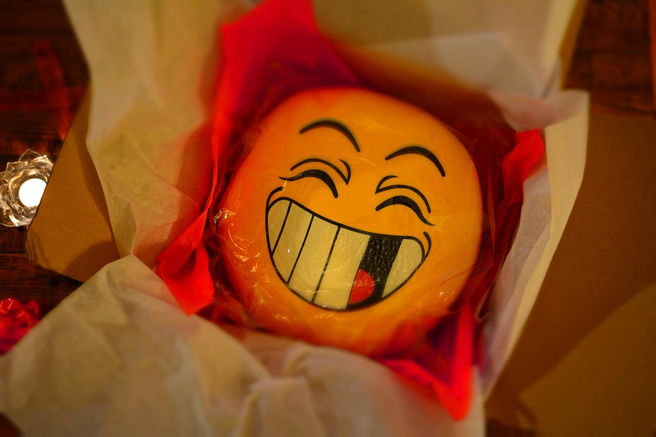 découvrez des idées de cadeaux parfaits pour les bébés de 0 à 12 mois, alliant sécurité, douceur et originalité pour les premiers mois de vie.