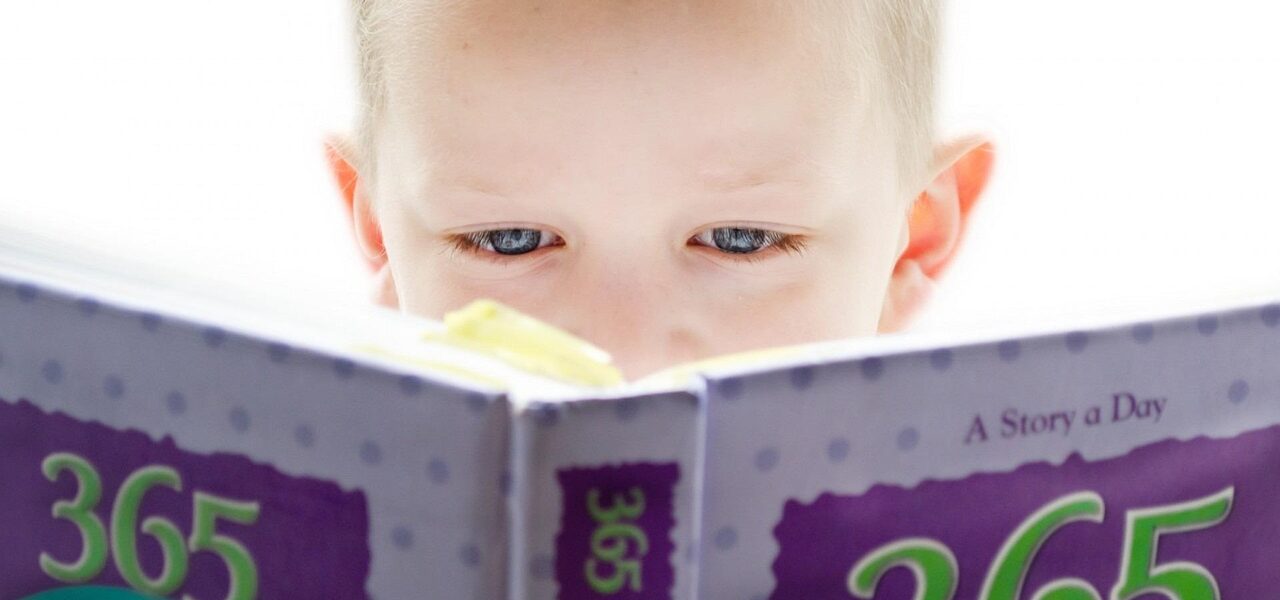 explorez les études sur le développement de l'enfant pour comprendre les étapes clés, les théories et les pratiques favorisant le bien-être et l'épanouissement des enfants.