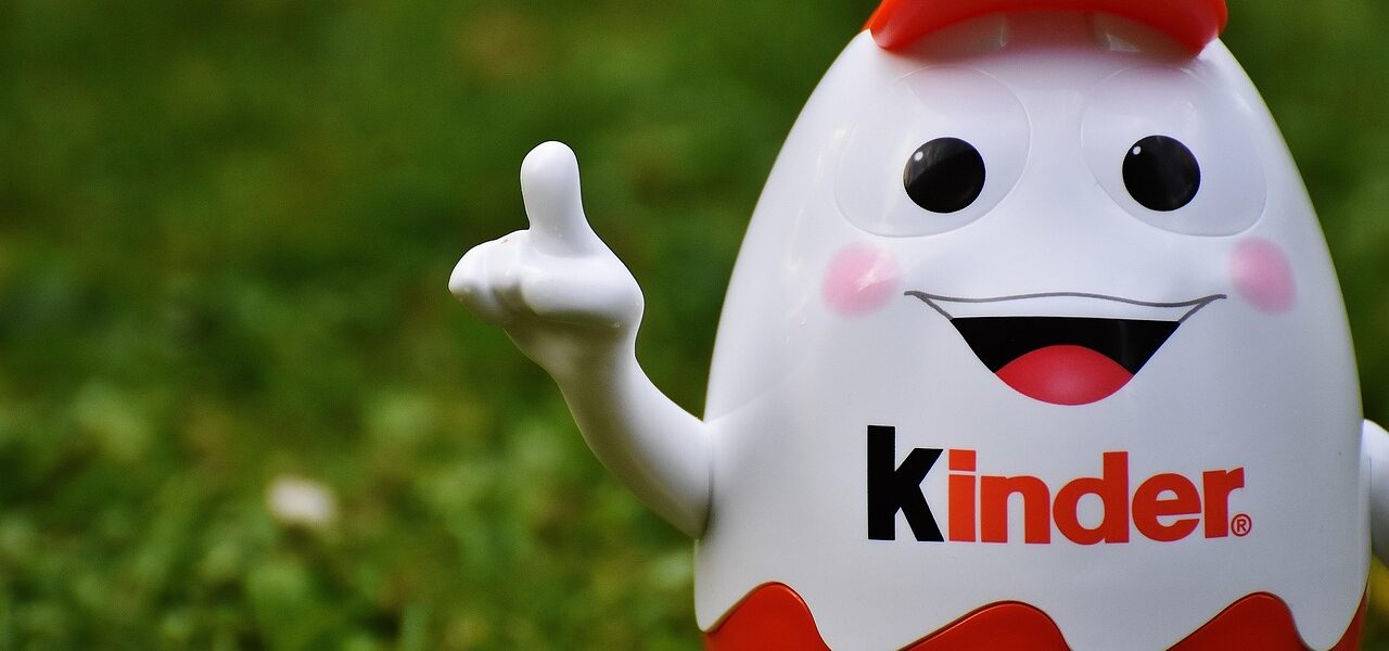 découvrez l'impact des écrans sur le développement des enfants, les effets sur leur santé mentale et physique, ainsi que des conseils pour un usage équilibré.